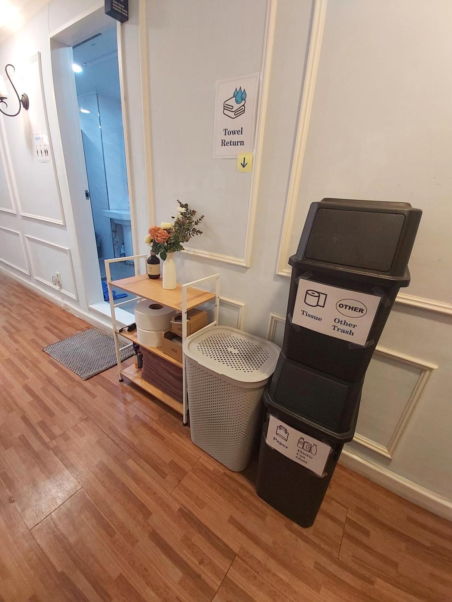 Blue Boat Hostel Myeongdong Seoul Bagian luar foto